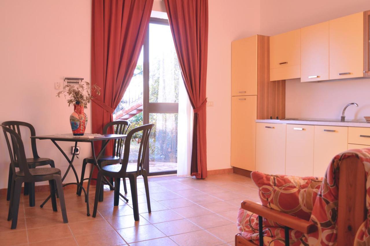 Desusino Residence & Hotel Butera Zewnętrze zdjęcie